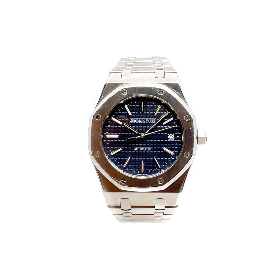 Audemars Piguet Royal Oak mit blauem „Tapisserie“-Zifferblatt und Edelstahlarmband.