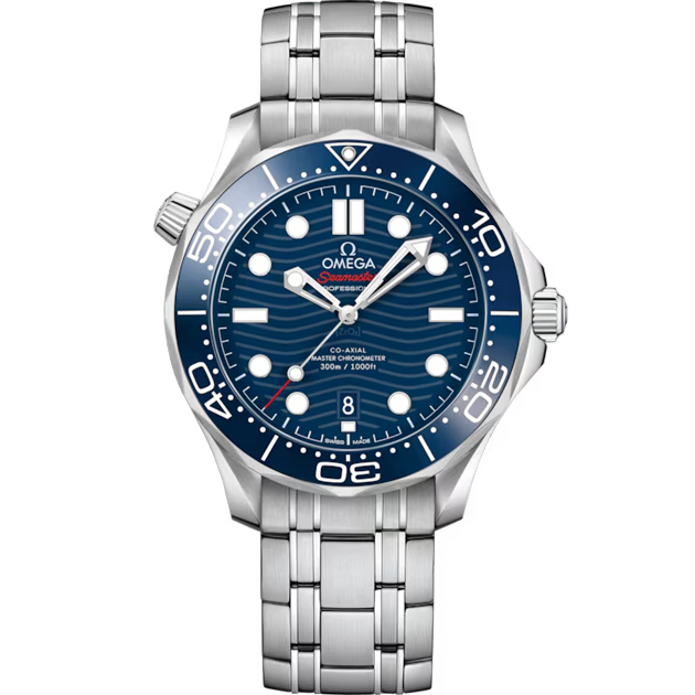 Omega Seamaster Diver 300M Co-Axial Master Chronometer in Edelstahl mit blauem Wellenzifferblatt und Keramiklünette.