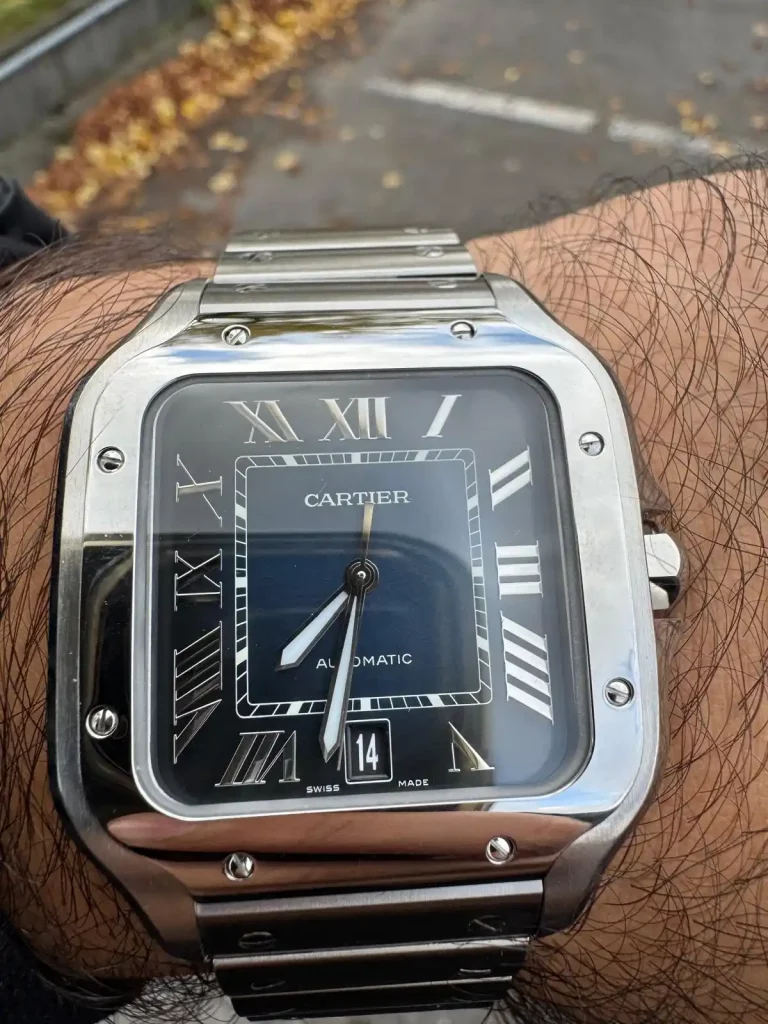 Cartier Santos Automatic mit schwarzem Zifferblatt beim Cartier Ankauf in Hamburg